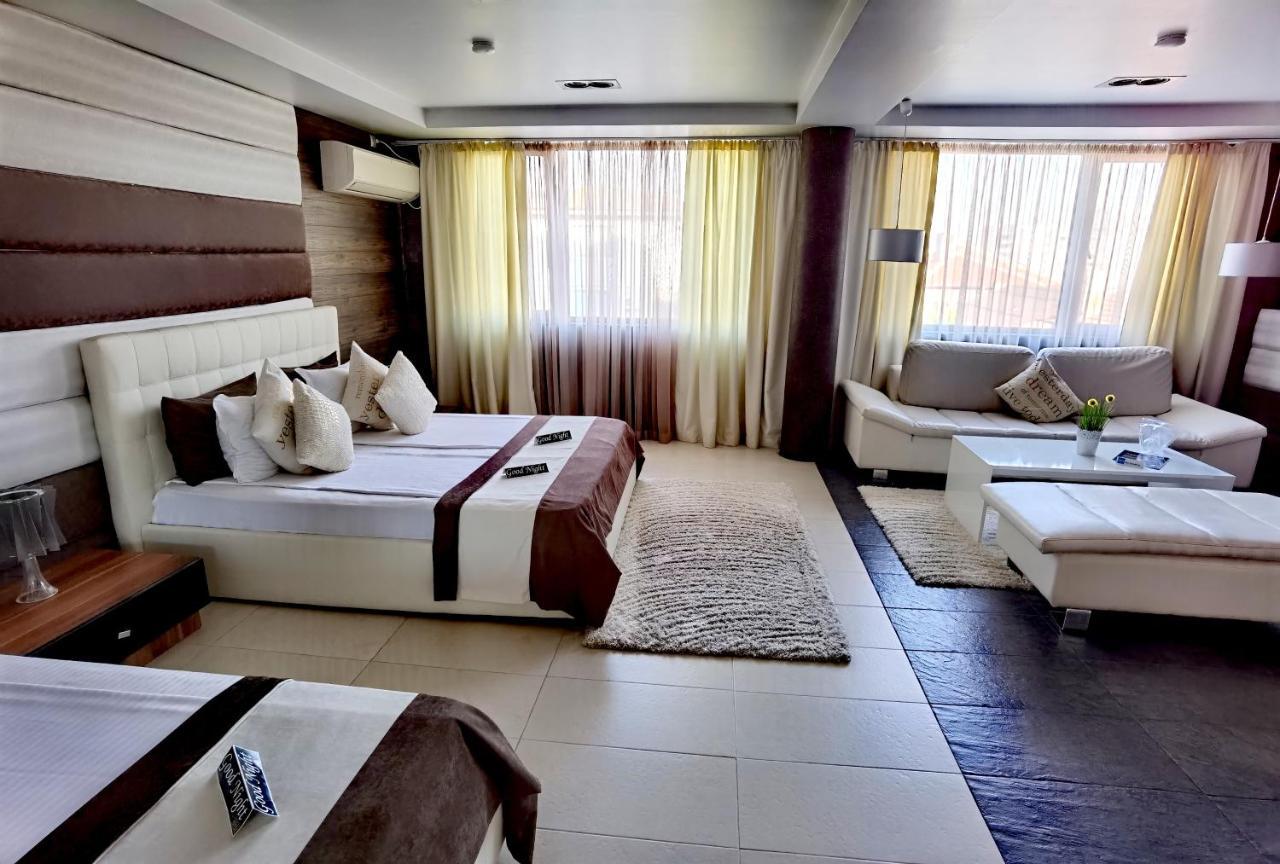 Hotel Acktion Shumen Exterior photo