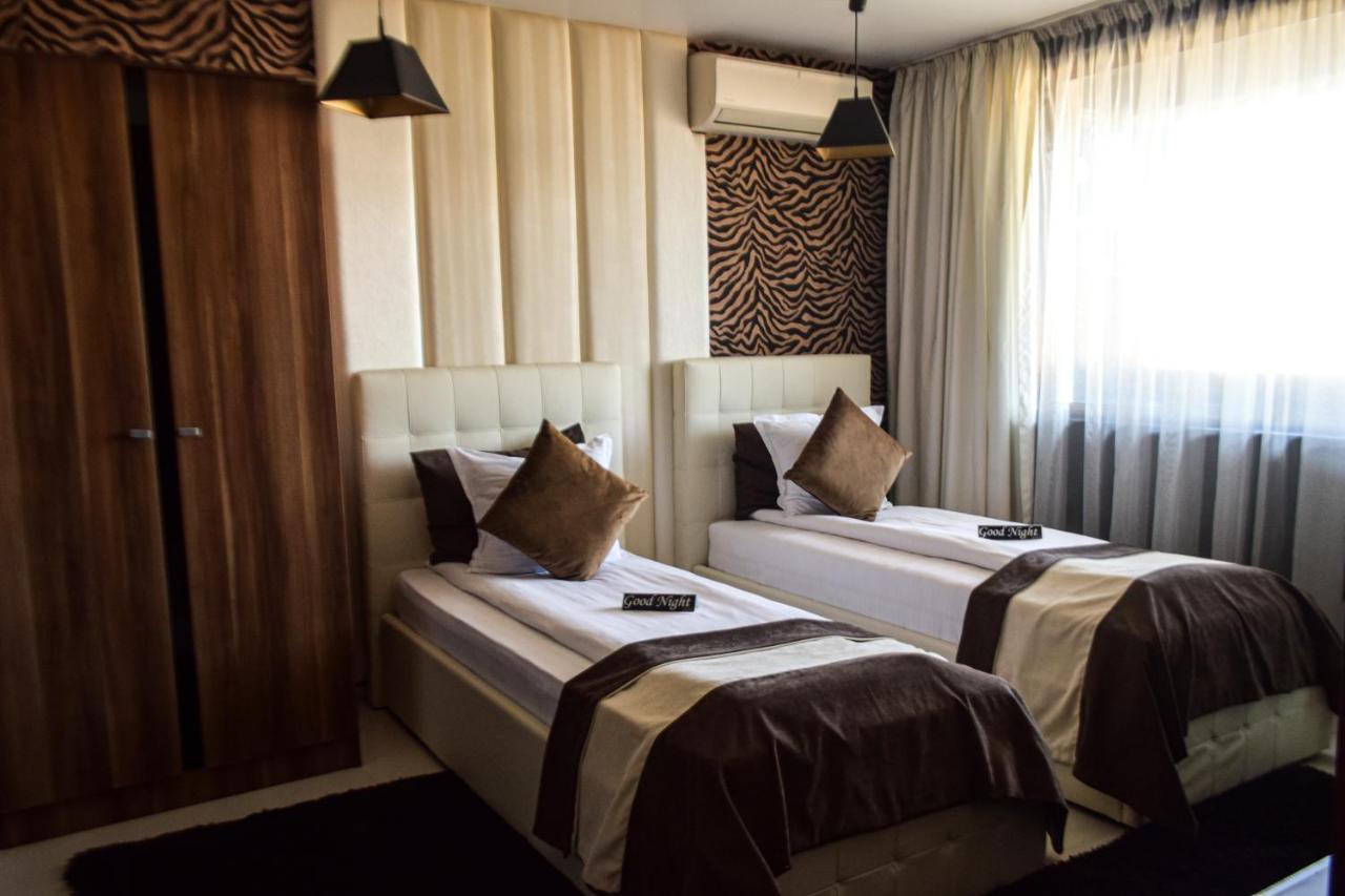 Hotel Acktion Shumen Exterior photo